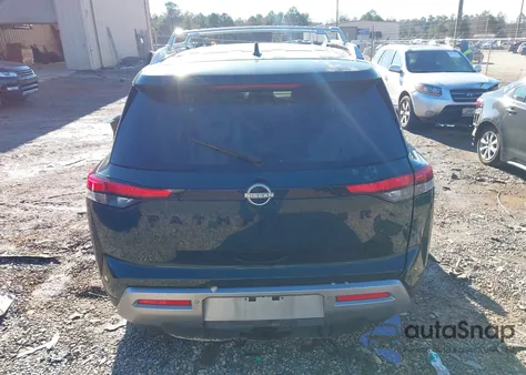 2024 Nissan Pathfinder Platinum 4Wd z USA, uszkodzony, nr VIN 5N1DR3DJXRC233497